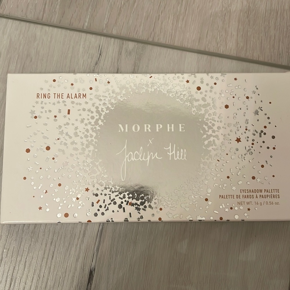 Morphe x Jaclyn Hill Ring the Alarm eyeshadow palette